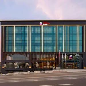 Ramada Encore By Wyndham Arnavutkoy فندق